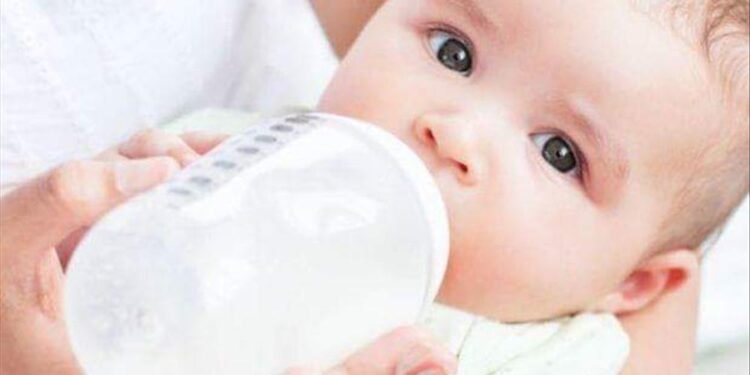 “حساسية الالبان” أطفال مهددين وأمهات حائرة ورقابة غائبة