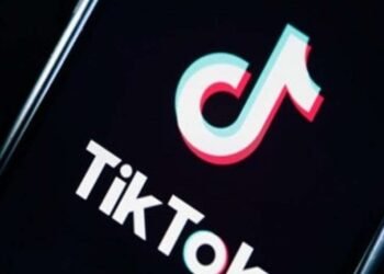 “بعد محاولة انتحار فتاتين” .. كيف تحمي ابنك من تطبيقات التحريض علي العنف؟