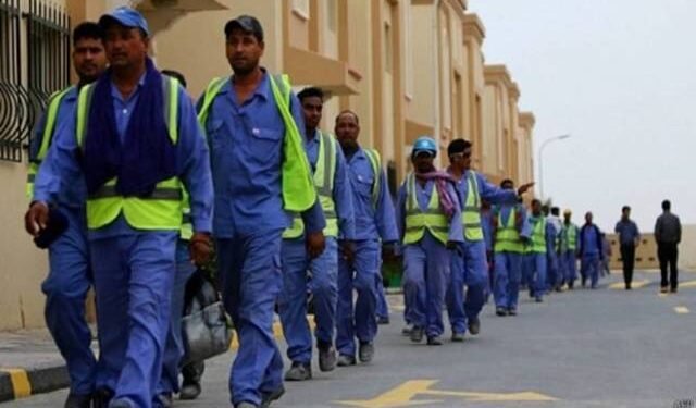 10 جنسيات تعمل في القطاع العام والخاص والحكومي والاستثماري .. وضوابط عمل الاجانب في مصر