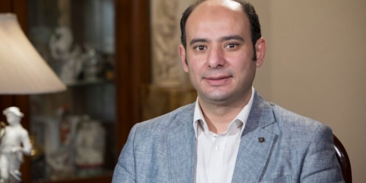 العمال وقود القوة