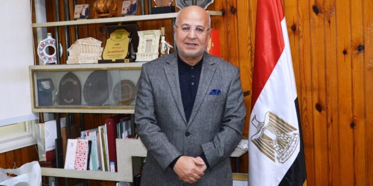 النائب خالد عيش : الرئيس السيسي نجح في ملف العشوائيات ويستثمر في البشر