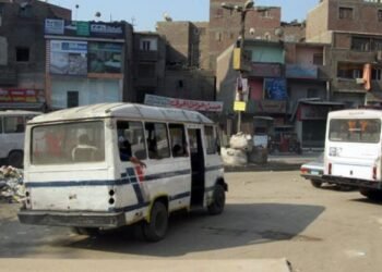 “توابيت متنقلة” سيارات أجرة في شبرا الخيمة وعين شمس تهدد حياة المواطنين .. تعمل بدون رخص