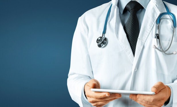 “الروشتة الإليكترونية” وسيلة جديدة لحماية المرضى من القراءات الخاطئة