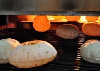 تشغيل المخابز البلدي بالغاز الطبيعي وتسهيل اجراءات التوصيل