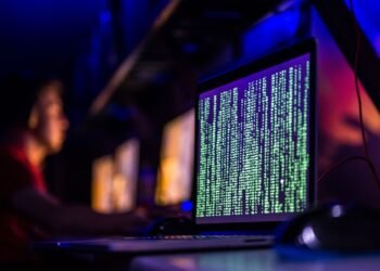 “الفخ الاليكتروني” كيف تحمي نفسك من عمليات النصب عبر الانترنت؟