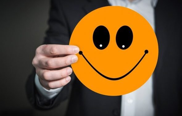 9 طرق طبيعية تجعلك تشعر بالسعادة