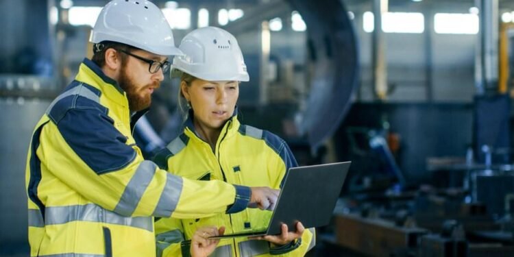 شروط يجب توافرها بالمصانع لتجنب كارثة مصنع العبور