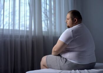 دراسة تكشف السمنة تضاعف من خطر «كورونا»