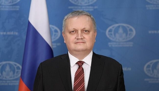 السفير الروسي يهنئ المصريين بحلول شهر رمضان