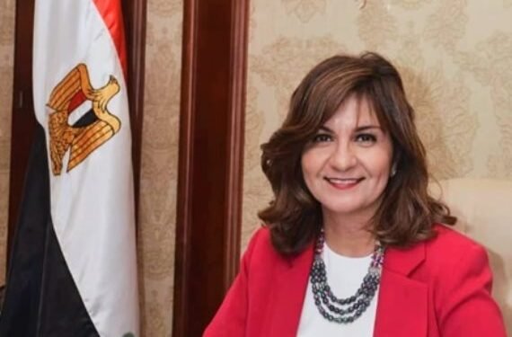 المصريون بالخارج يدعمون القيادة السياسية بحملة “قدها وقدود” في قضية سد النهضة