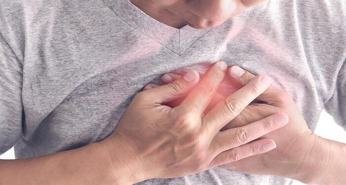 علامات خطيرة تظهر علي مصاب كورونا تتطلب الذهاب للمستشفى