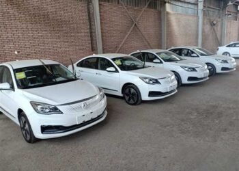 كل ما تريد معرفته عن السيارات الكهربائية المقرر طرحها بالسوق المحلي