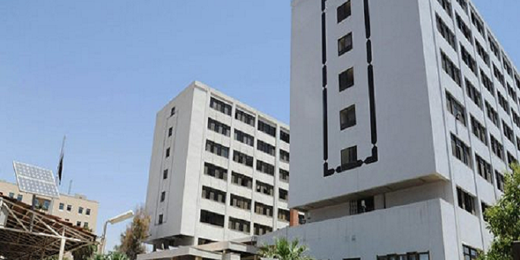 الحكومة تنفي تحديد سعر الكهرباء حسب المنطقة الساكن بها المواطن