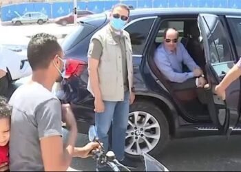 “عامل توصيل التقي الرئيس”: كنت مخضوض ونفسي اشكره بعد استلام التاكسي