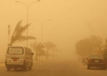 رياح مثيرة للأتربة والرمال تصل حد العاصفة تضرب البلاد