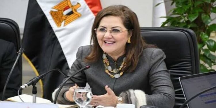 القومي للأجور يبحث تطبيق الحد الأدنى للقطاع الخاص نهاية مايو