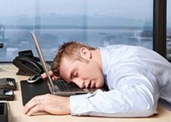 5  أسباب للتوقف فورا عن العمل لساعات طويلة