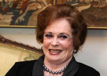 وفاة السيدة جيهان السادات بعد صراع قصير مع المرض