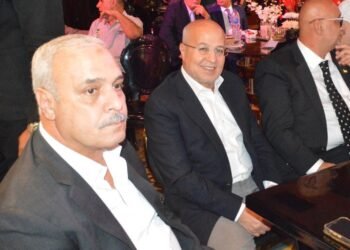 فيديو: النائب خالد عيش يهنئ الشرقية للدخان بالصعود للدوري ويوجه رسالة للعمال