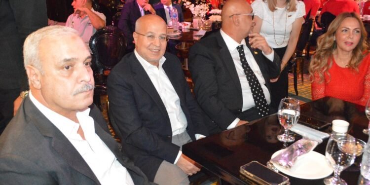 بالصور: احتفالية الشرقية للدخان بمناسبة صعود الفريق للدوري الممتاز