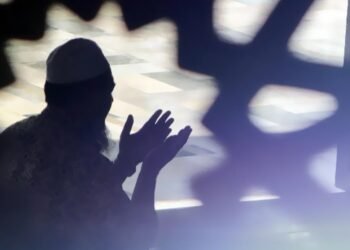 5 أسباب لإجابة الدعاء يوم الجمعة وافضل أوقات الدعاء