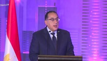 رئيس الوزراء: الرئيس السيسى يعلن قريبا عن قمة مصرية دولية للبنية التحتية