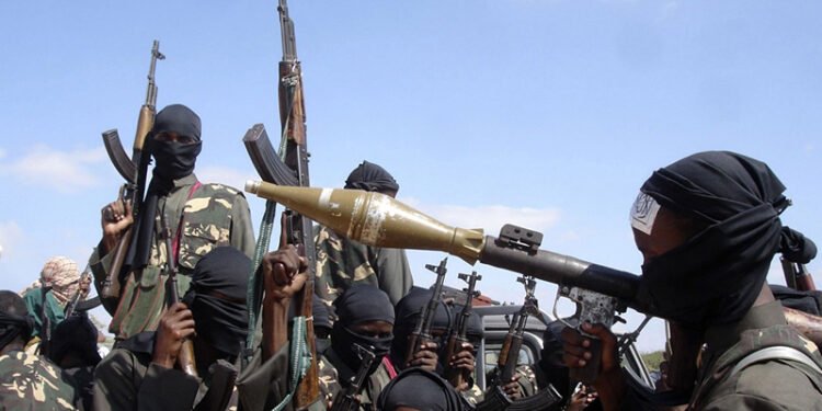 بالمخدرات والاتجار بالبشر والتهريب .. طرق تمويل الجماعات الارهابية