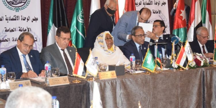 أبو اليزيد رئيسا للهيئة الاستشارية العليا لمجلس الوحدة الاقتصادية العربية