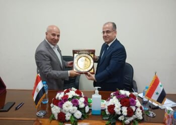 وفد عمالي سوري في نقابة “الصناعات الغذائية”:مصر تشهد حالة من الإستقرار والتنمية الشاملة ..وعمال سورية مستمرون في العمل والإنتاج وحماية دولتهم رغم الحصار الجائر والتحديات