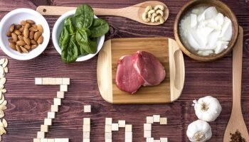 علامات تشير نقص العناصر الغذائية بالجسم