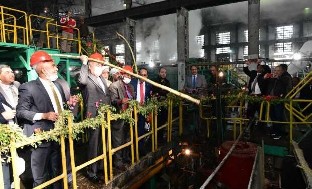 انطلاق موسم عصير القصب بمصنع سكر قوص لعام 2022 بحضور محافظ قنا