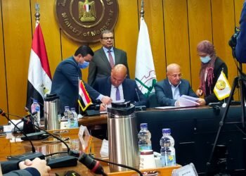 توقيع اتفاقية عمل جماعية بين النقابة العامة للصناعات الغذائية وبيبسي كولا