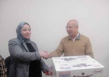 احتفالية عيد الأم بالنقابة العامة للعاملين بالصناعات الغذائية وتكريم الأمهات