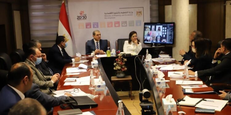 قرارات عاجلة من المجلس القومي للأجور للعاملين بالقطاع الخاص