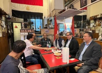 وزير القوي العاملة يلتقي ابناء الجالية المصرية في جنيف