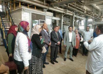 شركة السكر والصناعات التكاملية تستقبل وفد من جامعة حلوان لتبادل الخبرات