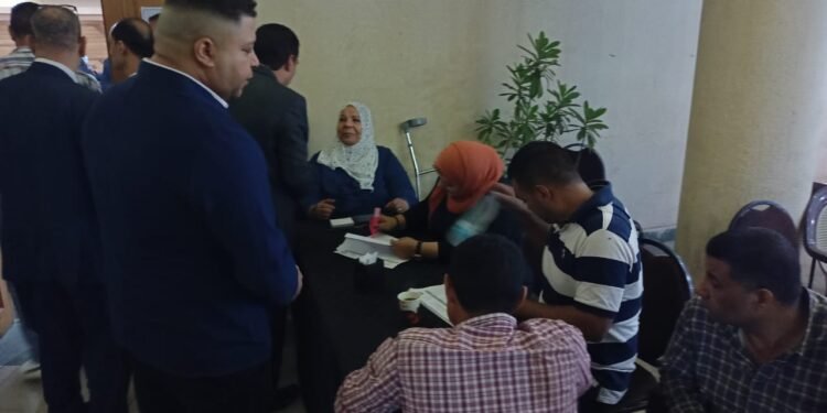 بمشاركة 481 عضو جمعية عمومية من 25 نقابة عامة انتخاب رئيس جديد للاتحاد العام لنقابات عمال مصر