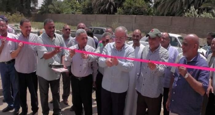 اللواء عصام البديوي يفتتح عجان جديد لدعم مصنع اللب والورق بإدفو