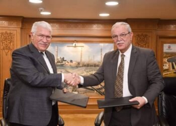 توقيع مذكرة تفاهم بين المقاولون العرب وشركة السكر لإنشاء مصنع بميناء طبرق الليبي