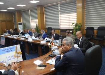 مجلس إدارة صندوق إعانات الطوارئ للعمال:  2 مليار جنيه إعانات طوارئ لـ420 ألفا و477 عاملًا في 3947 منشأة