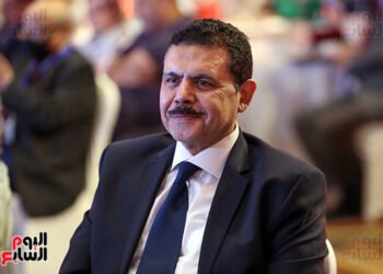 وزير التموين يشيد بشركة الدلتا للسكر ويطالب بتعميم التجربة في المحاصيل الزيتية