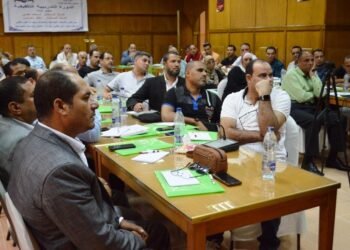 لليوم الثاني: انطلاق فاعليات الدورة التدريبية للعاملين بالصناعات الغذائية علي مهارات العمل النقابي