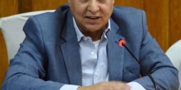 النائب خالد عيش: نعمل علي تدريب وتثقيف العمال والنقابة سباقة في المفاوضة الجماعية وحل مشاكل العمل والعاملين