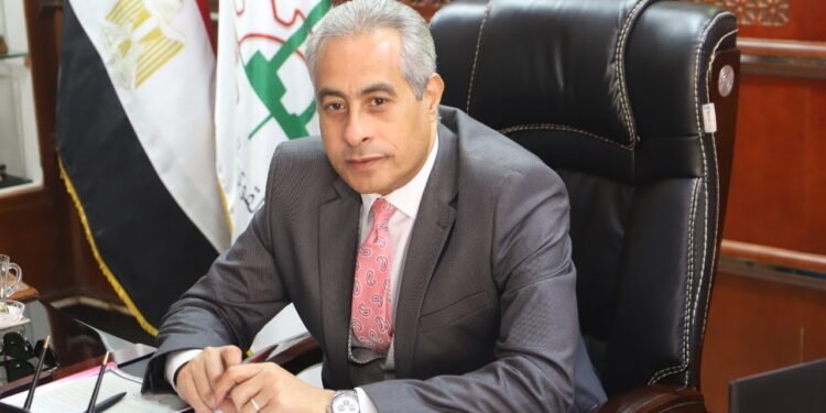 القوى العاملة “تصدر كتاباً دورياً بشأن تطبيق “الحد الأدنى للأجور” للعاملين بالقطاع الخاص