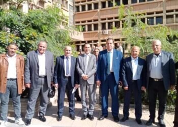 بحضور النائب خالد عيش: مطاحن ومخابز جنوب الجيزة تكرم العمال المحالين للمعاش