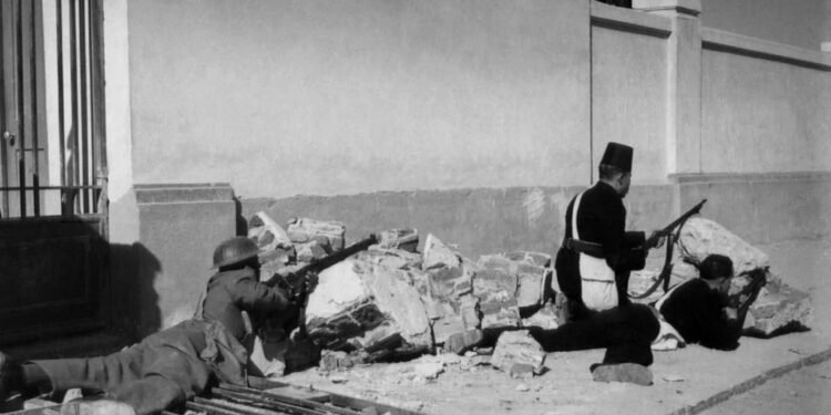 معركة الكرامة والبطولة لشهداء الشرطة ضد المحتل في 25يناير 1952