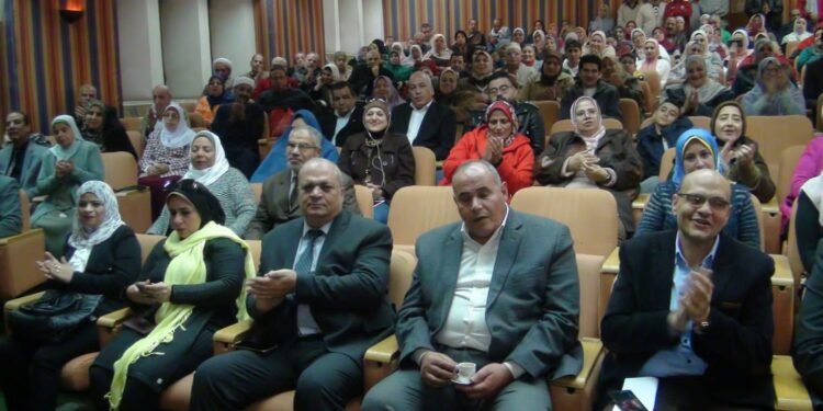 صور احتفالية اللجنة النقابية للعاملين بمطاحن ومخابز جنوب الجيزة