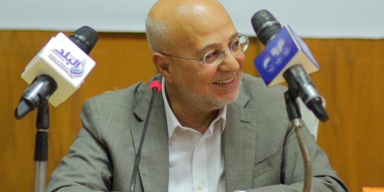 اهتمام إعلامي بنشاط النائب خالد عيش في رعاية الدورات التثقيفية لعمال الصناعات الغذائية