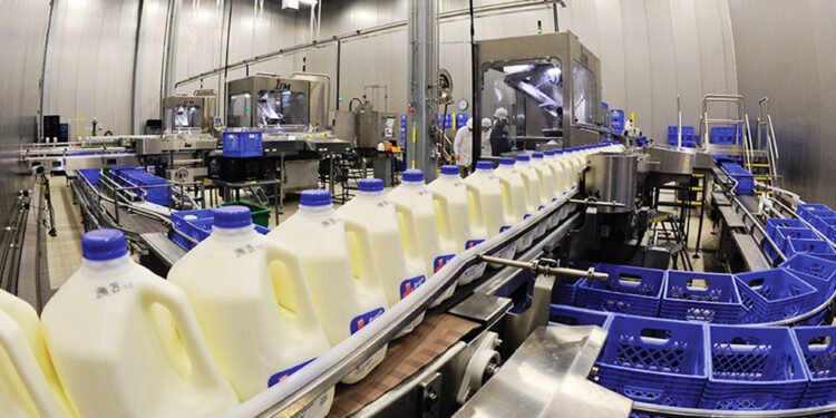دراسة إنشاء مدينة صناعية للألبان بالمحافظات مرتفعة الإنتاج