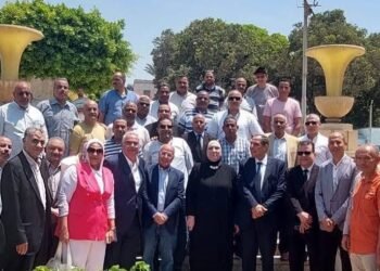 “عمال الصناعات الغذائية يؤكدون دعمهم لسياسات وزير التموين”